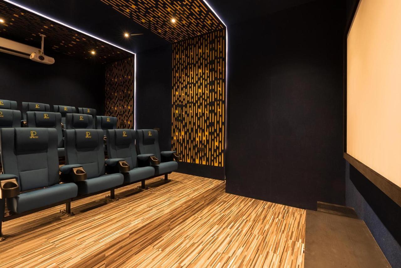 Pearl Lakeview Mansion By Stayvista - Lakeside Villa With Infinity Pool, Jacuzzi, In-House Theatre & Games Room 이가트푸리 외부 사진